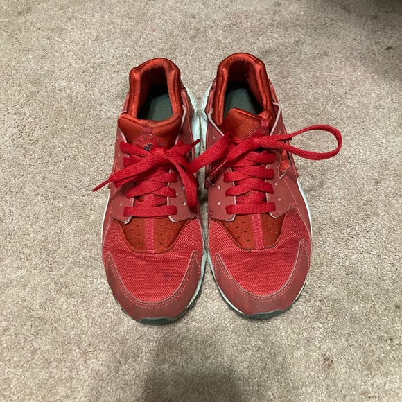 Red Nike air huaraches - Picture 2 of 5
